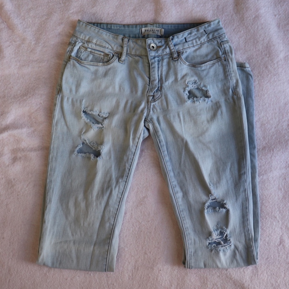 BULLHEAD DISTRESSED SKINNY JEANS - SIZE 3